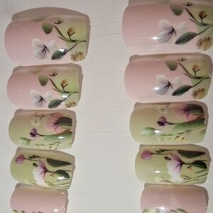 Floral Press-on Nails